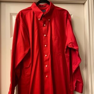 Chaps Wrinkle free red long sleeves button down
